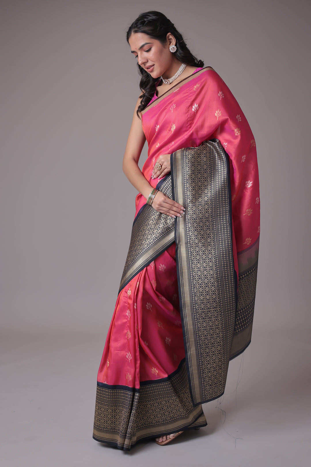 Hand Woven Pure Handloom Saree