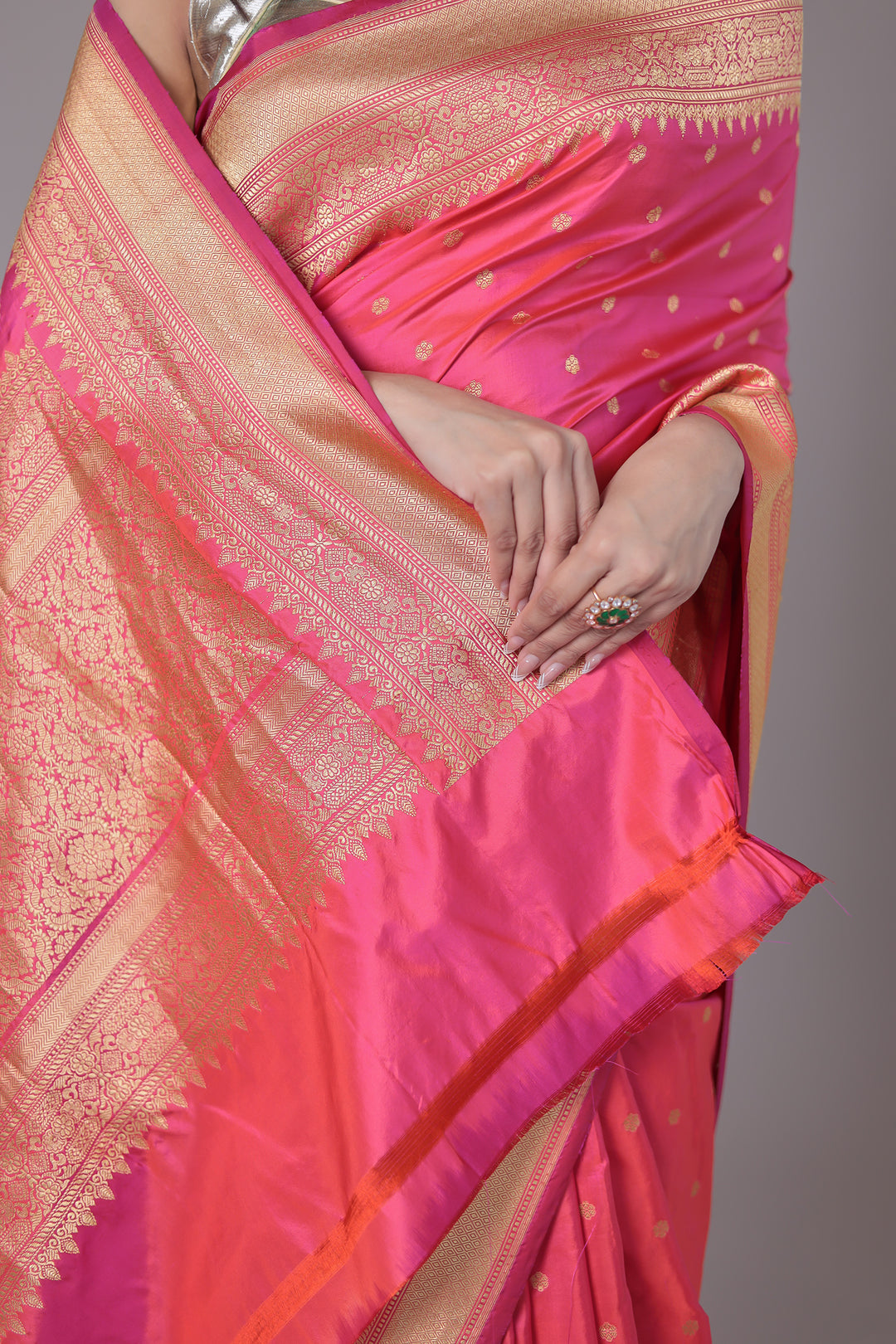 Hand Woven Pure Handloom Saree