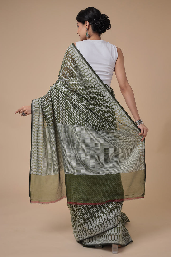 Indian wear, traditional wear, womens wear, ethnic wear Sarees, Sari, sadi 