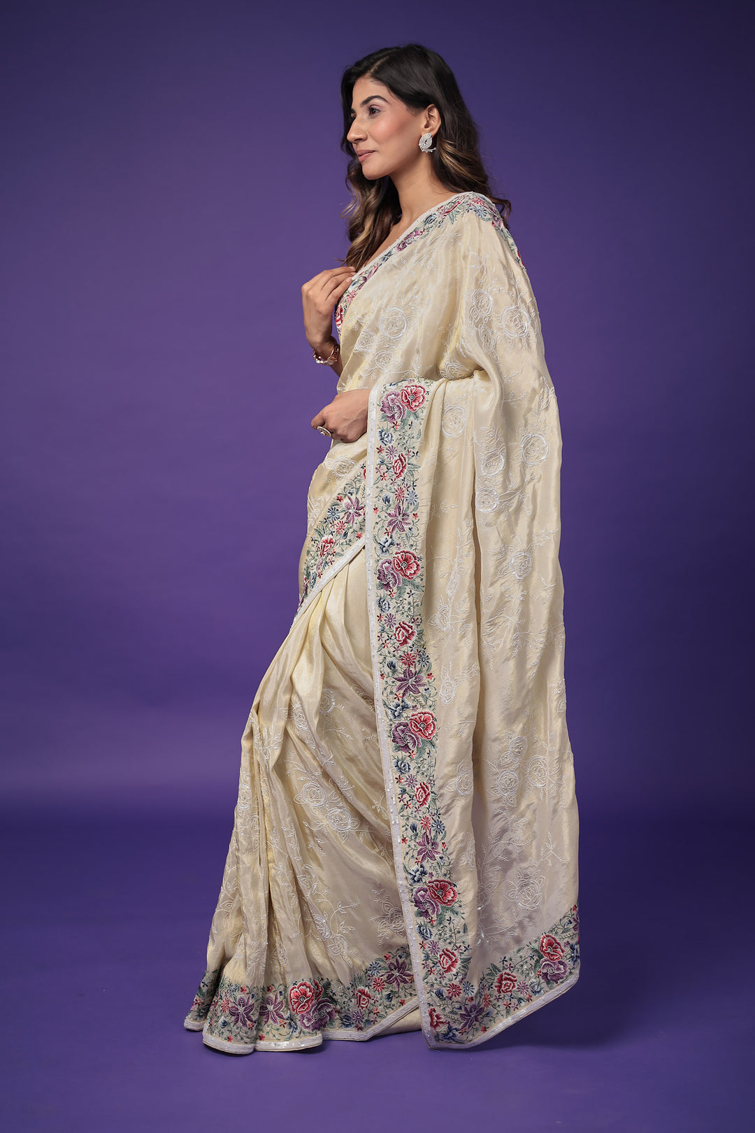 Indian wear, traditional wear, womens wear, ethnic wear Sarees, Sari, sadi 