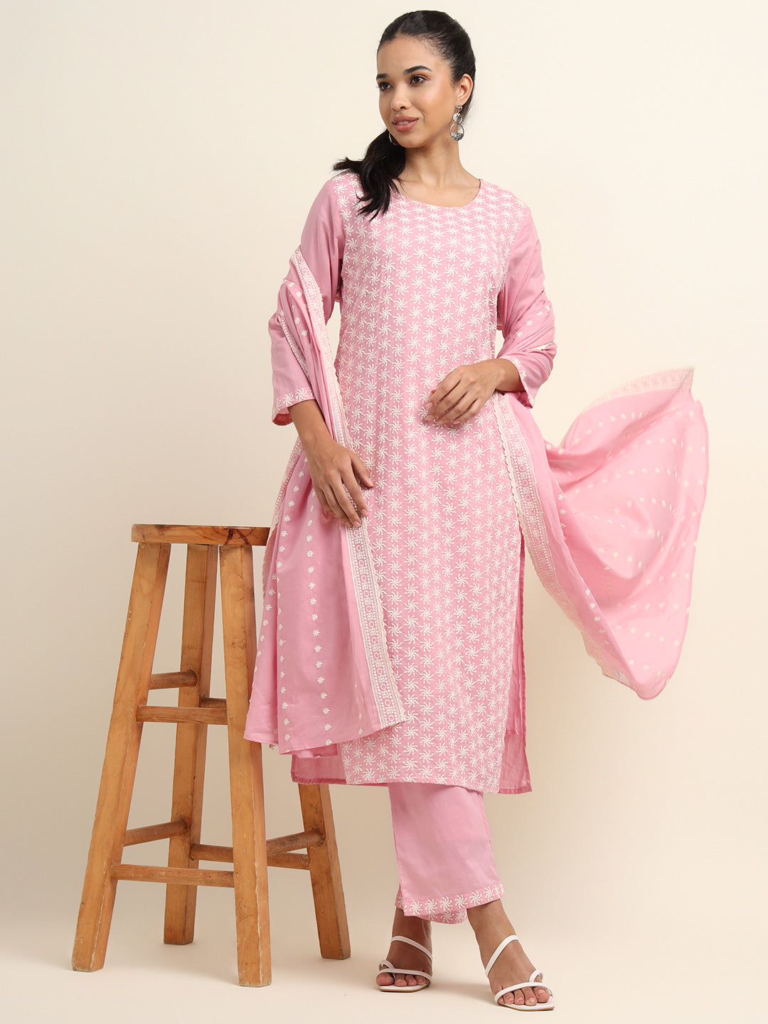 Indian Wear, Kurta Sets, Women kurt Set, Shadi Kurta, Stylist Kurta, Kurta for Wedding, Branded Kurta Sets, Zari Kurta Suit Set, Womesn Wear, Ethnic Wear, Traditional Wear, Kurta Sets, Suits set