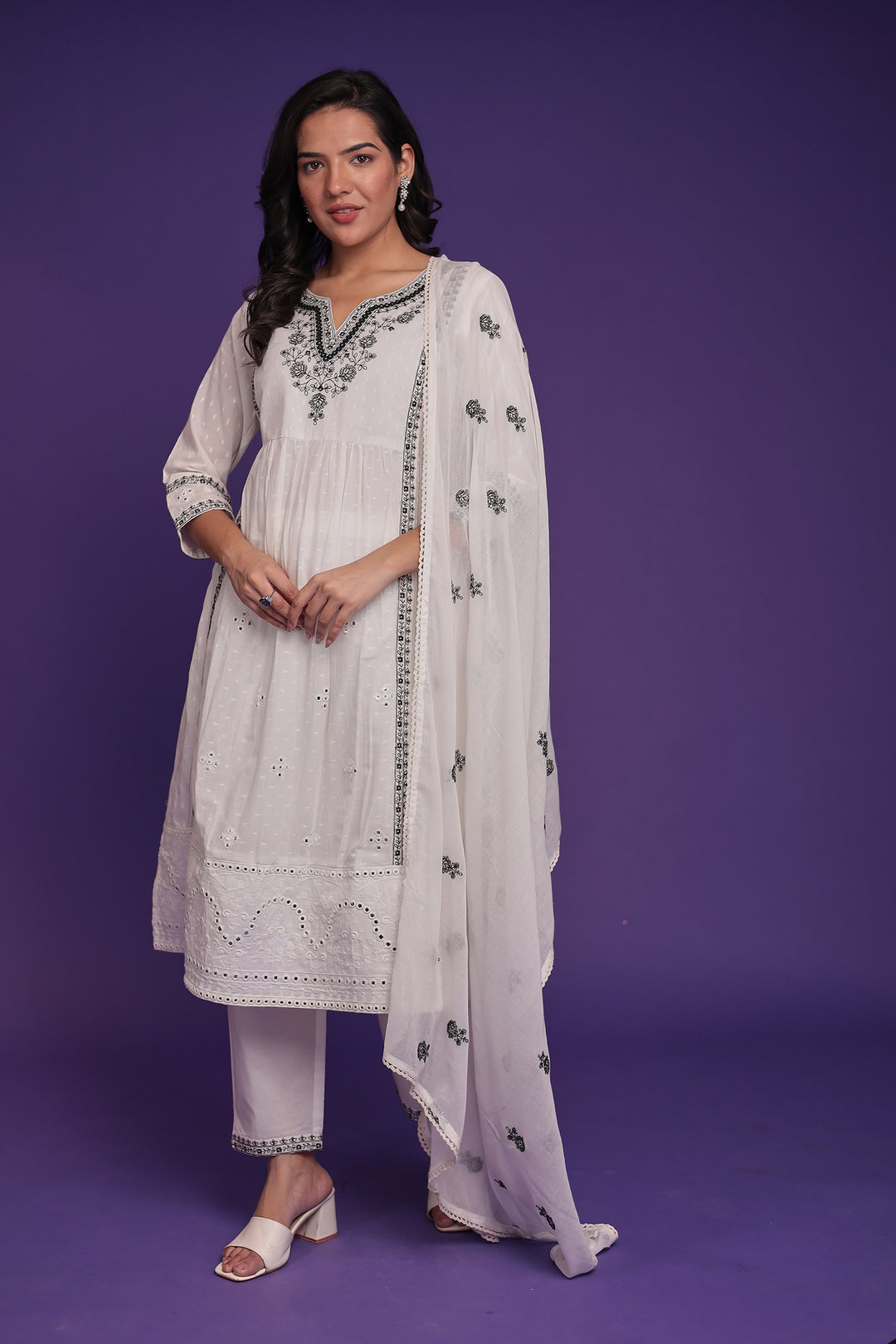 Pure cotton Kurta with Thread work.