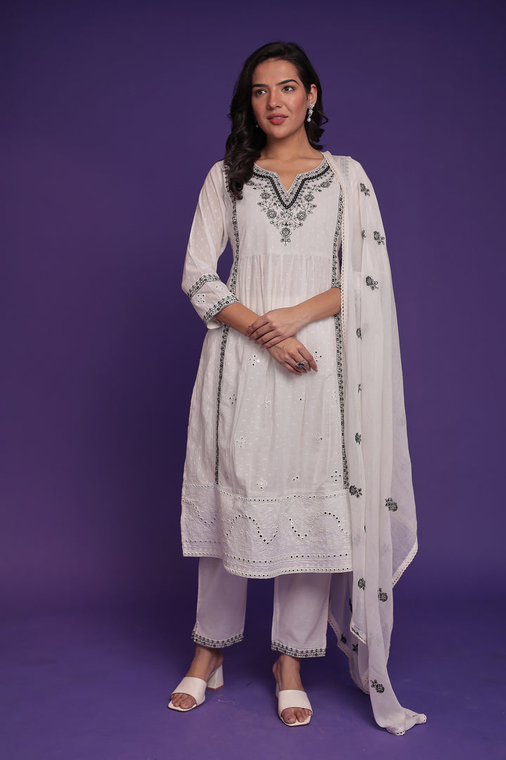 Pure cotton Kurta with Thread work.