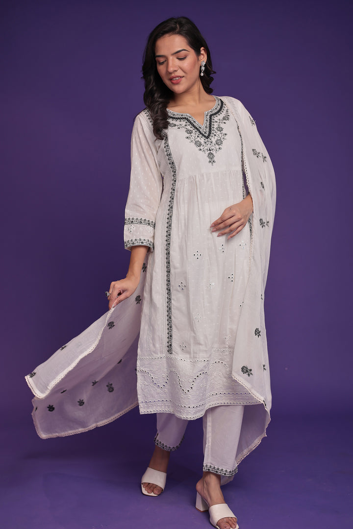 Pure cotton Kurta with Thread work.