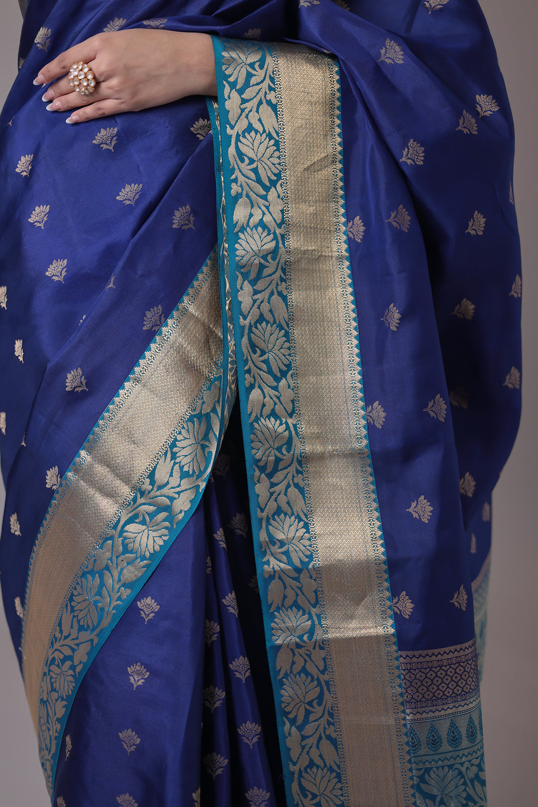 Hand Woven Pure Handloom Saree