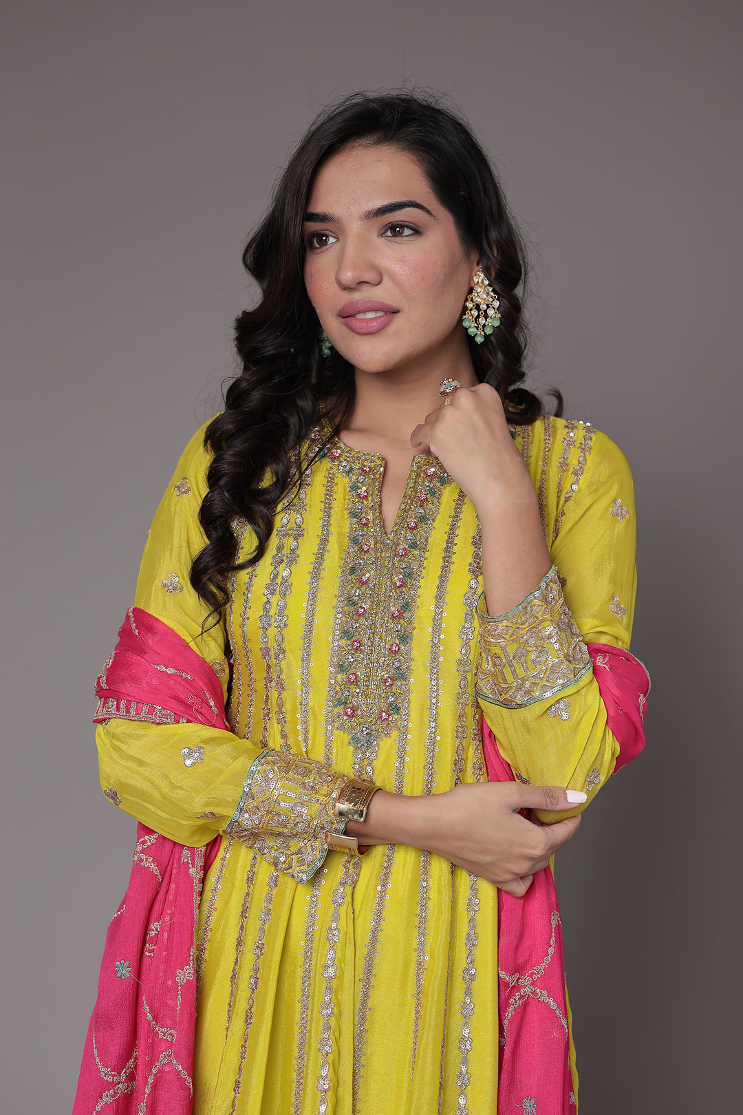 Suit Set, Womens Suit Set, Suits Set, Kurta Set, Womens Wear, Indian Wear, 3 Pcs Kurta Set, 3 Pcs Suit Set, Suit with Dupatta and Bottom, Zari Kurta Set, Zari Suit Set, Latest Kurta Set, New Suit Set, Womens Fashion, Traditional Wear, Ladies wear kurta set