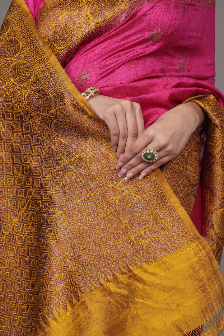 Hand Woven Pure handloom Saree