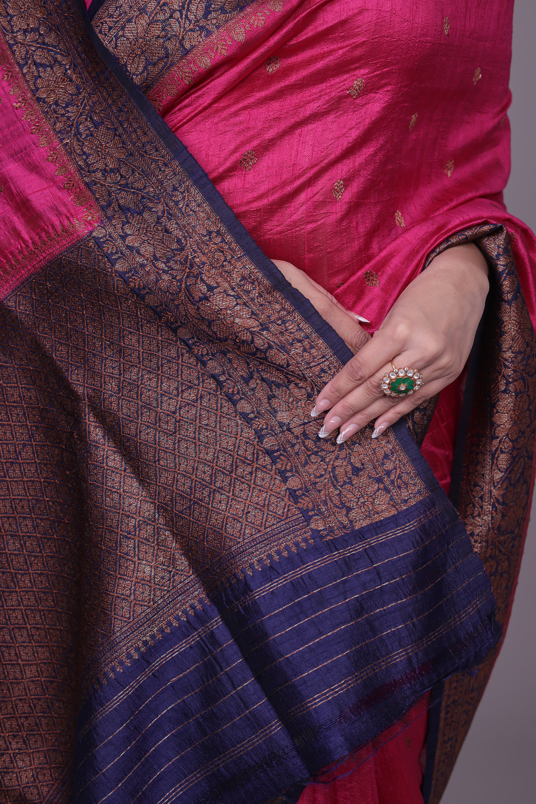 Hand Woven Pure handloom Saree