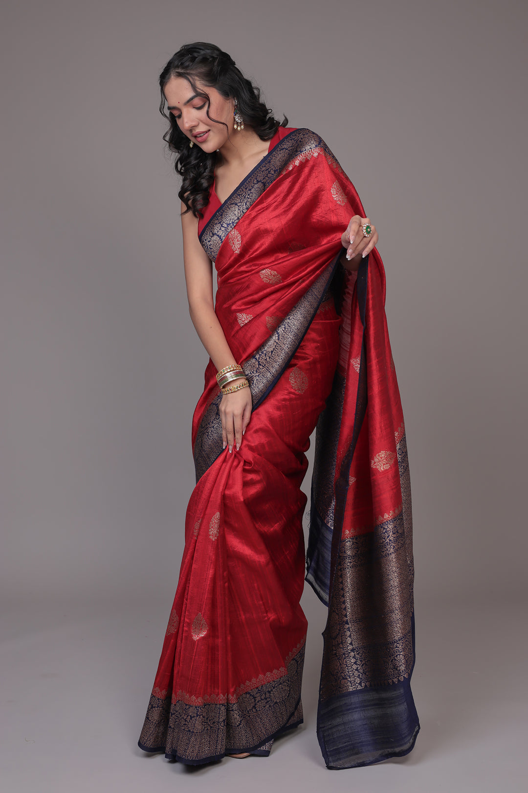 Hand Woven Pure handloom Saree