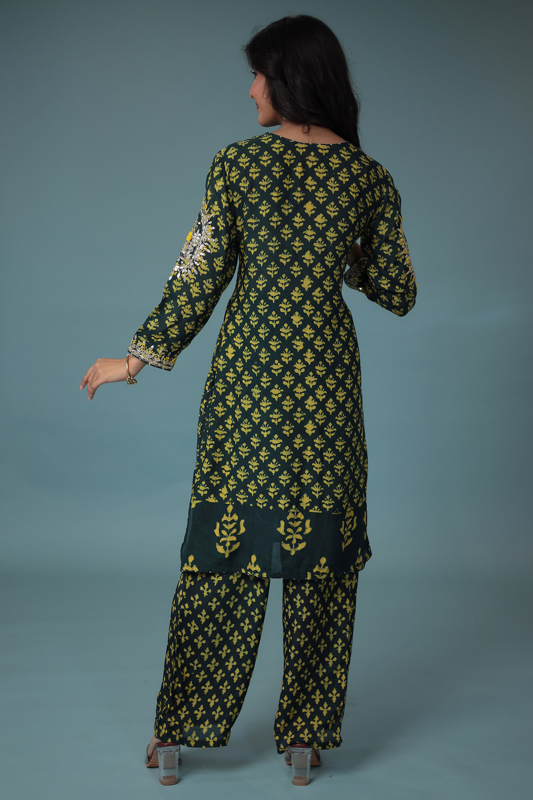 Indian wear, traditional wear, womens wear, ethnic wear Suit, Suits, 