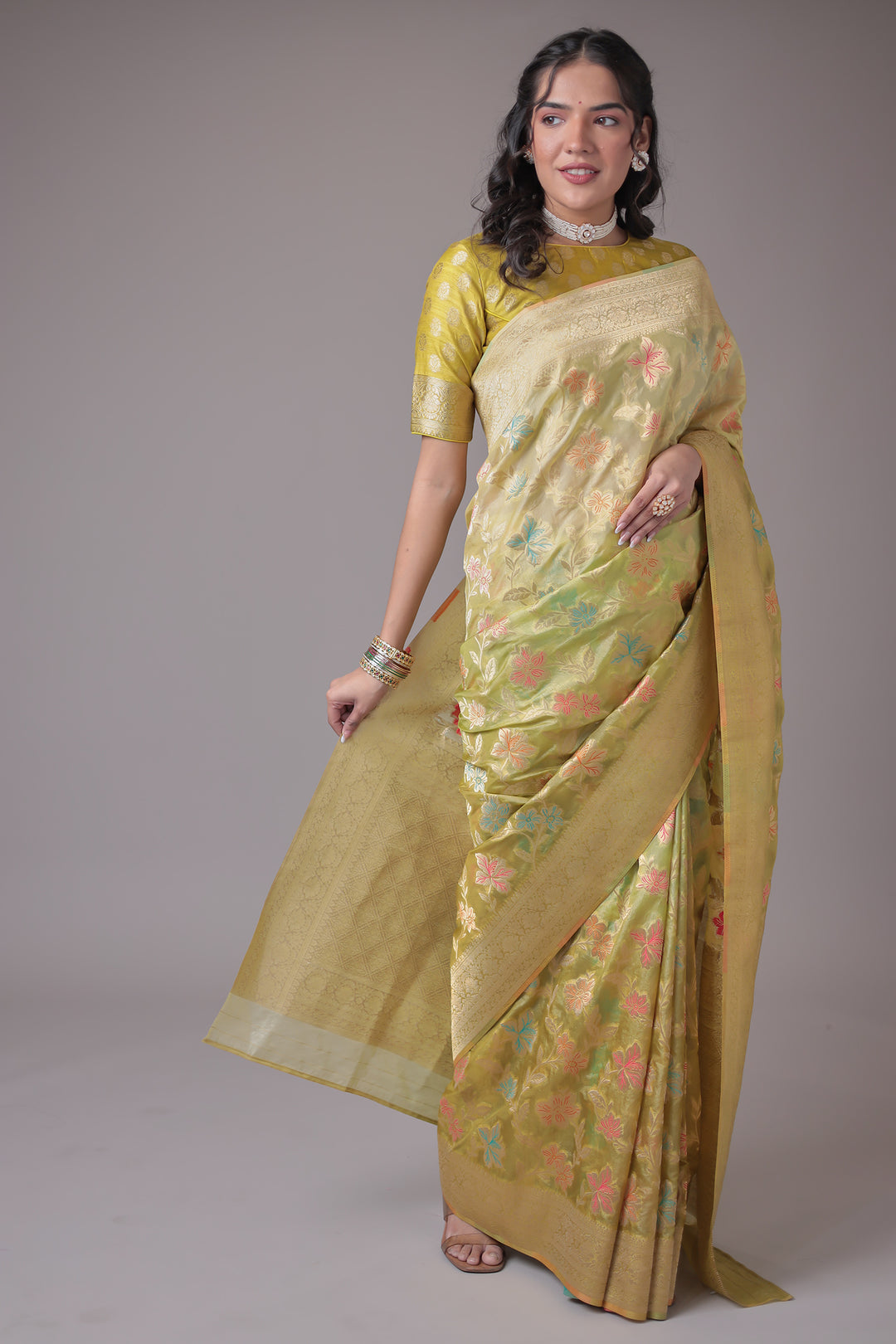 Hand Woven Organza Silk Saree