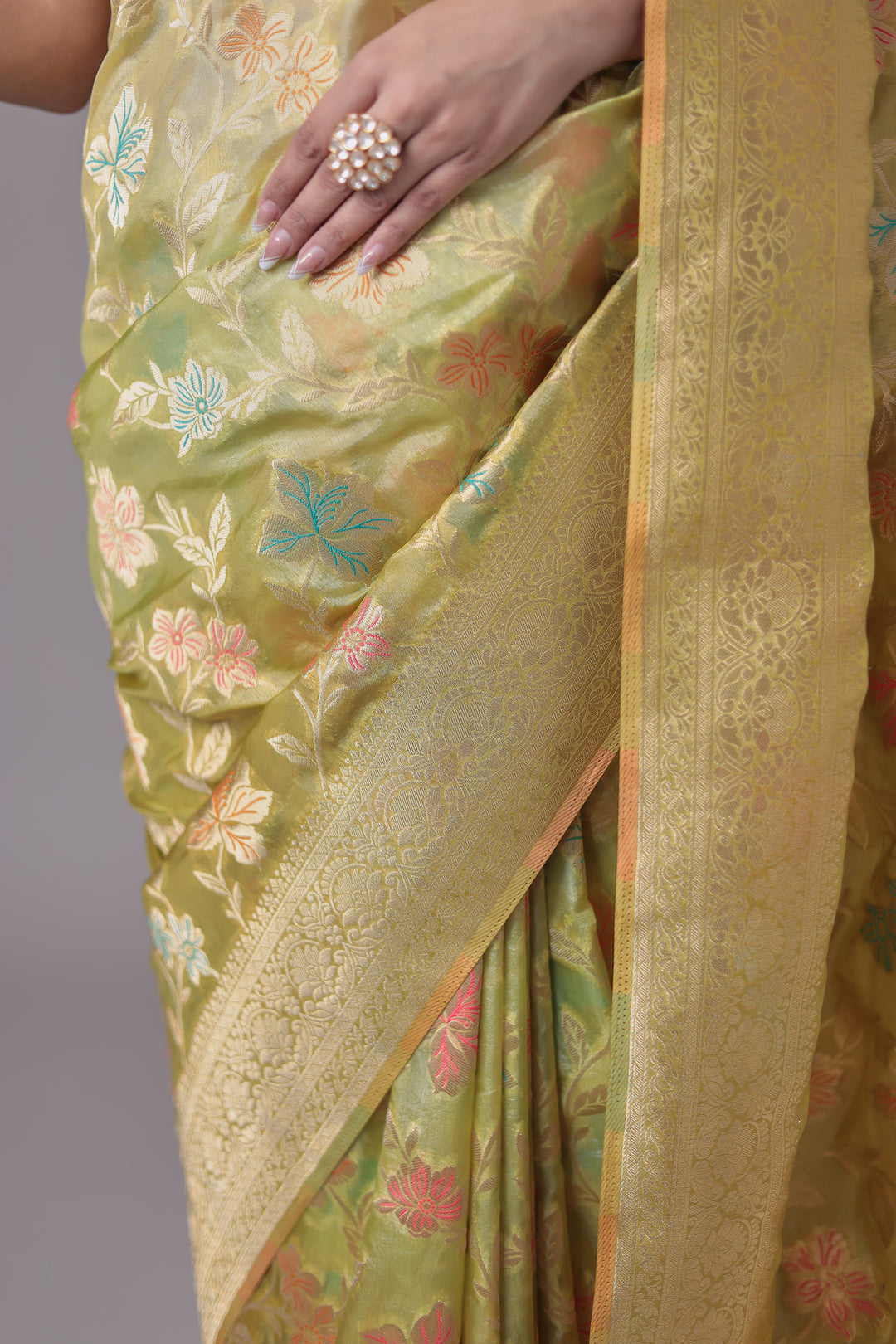 Hand Woven Organza Silk Saree