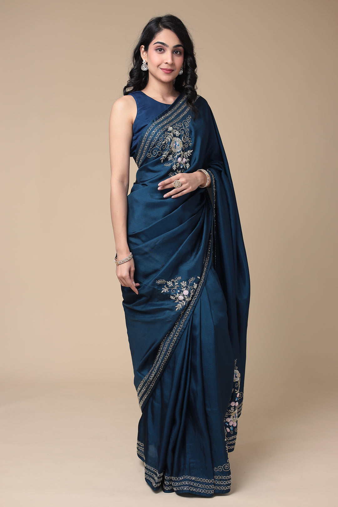 Indian wear, traditional wear, womens wear, ethnic wear Sarees, Sari, sadi 