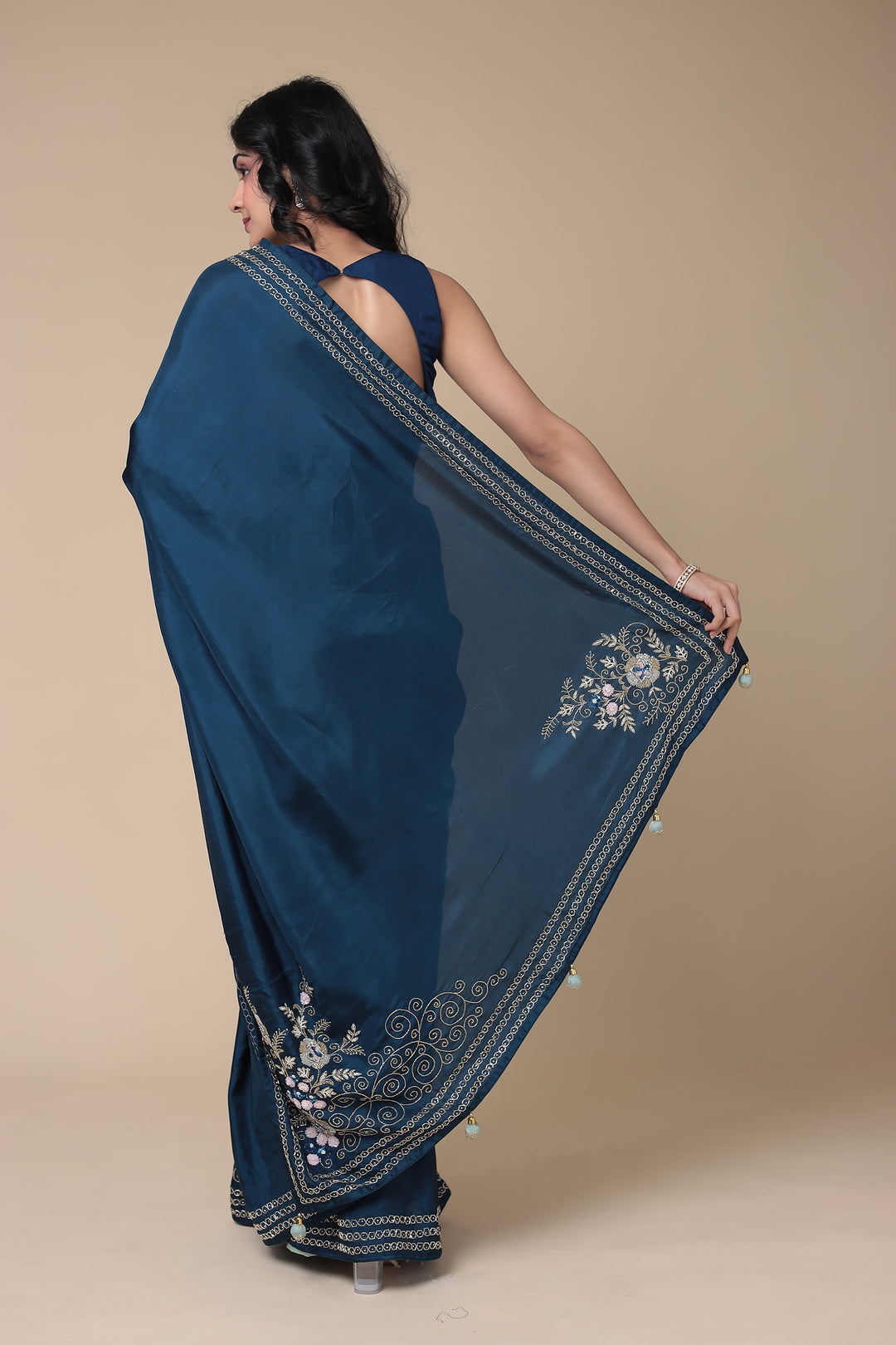 Indian wear, traditional wear, womens wear, ethnic wear Sarees, Sari, sadi 