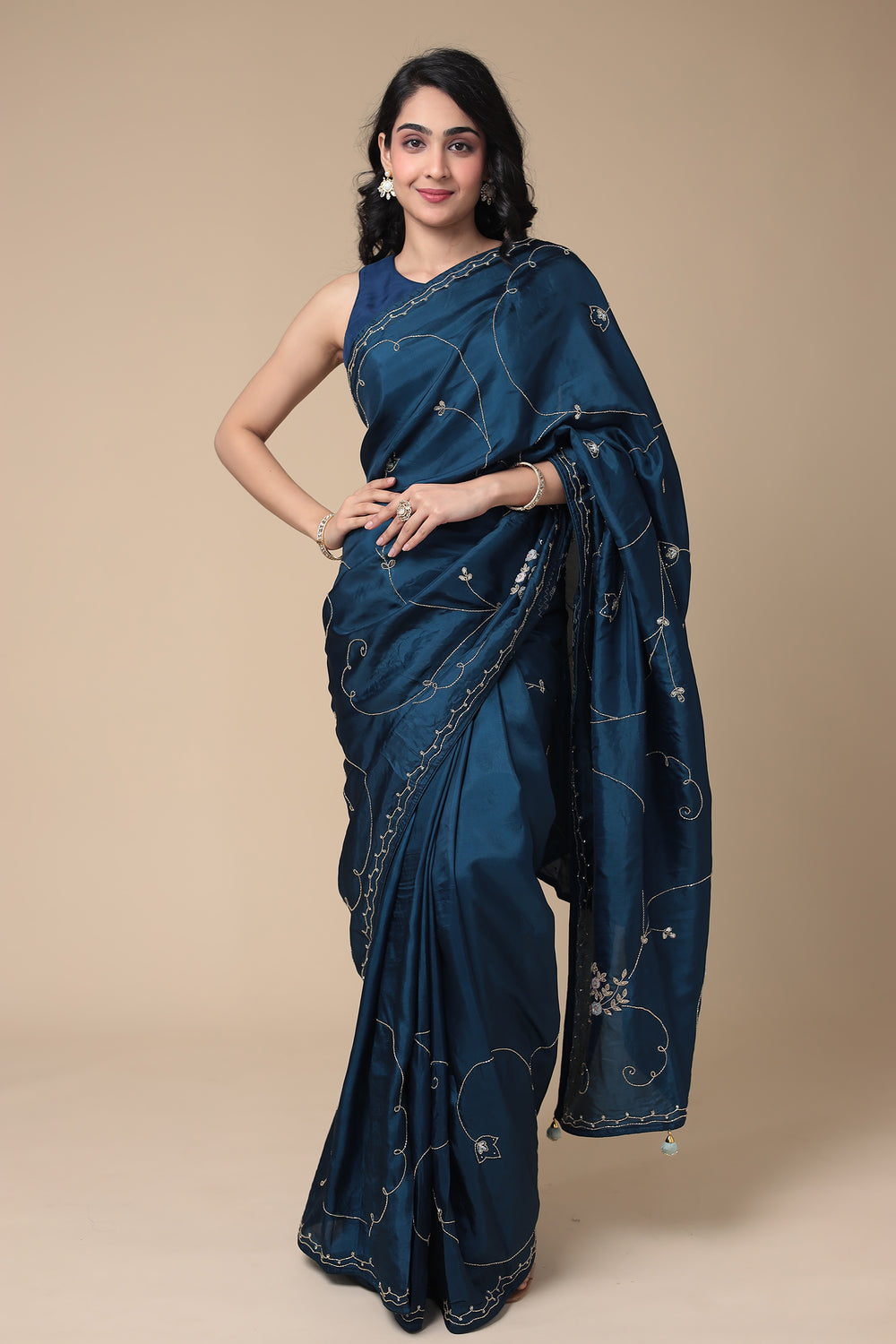 Indian wear, traditional wear, womens wear, ethnic wear Sarees, Sari, sadi 