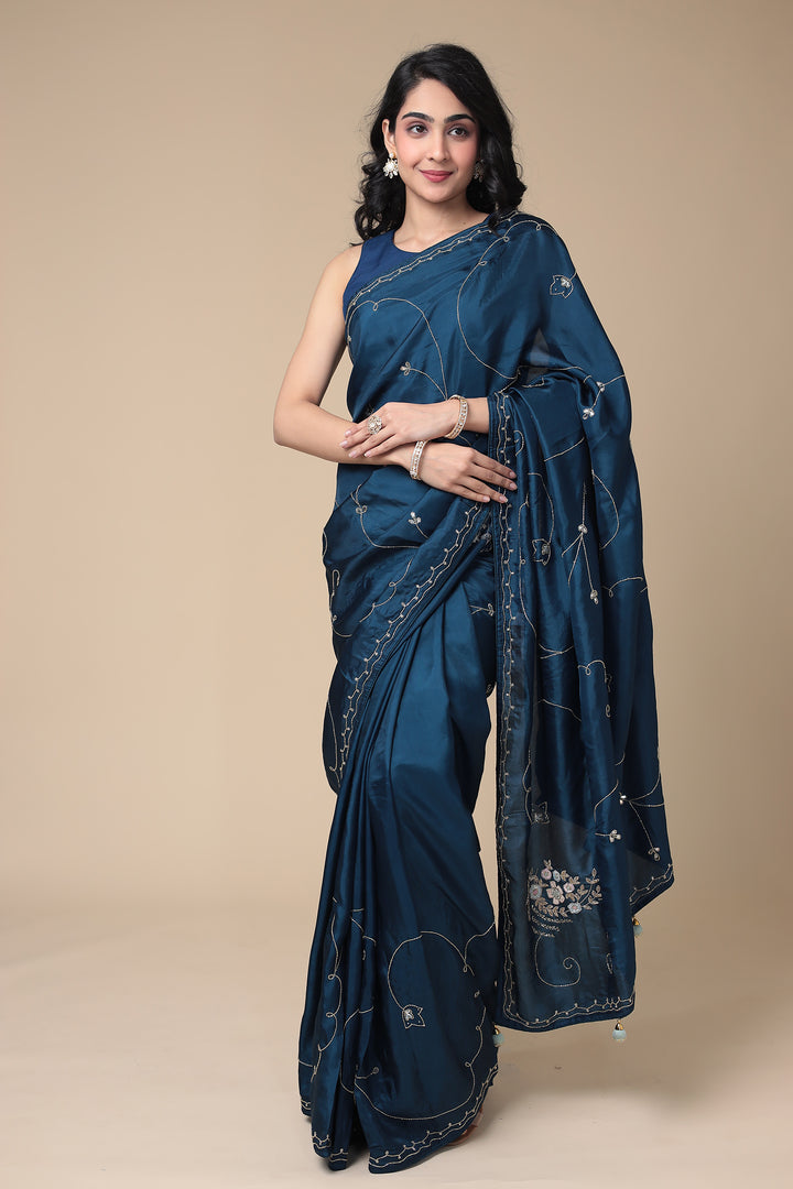 Indian wear, traditional wear, womens wear, ethnic wear Sarees, Sari, sadi 