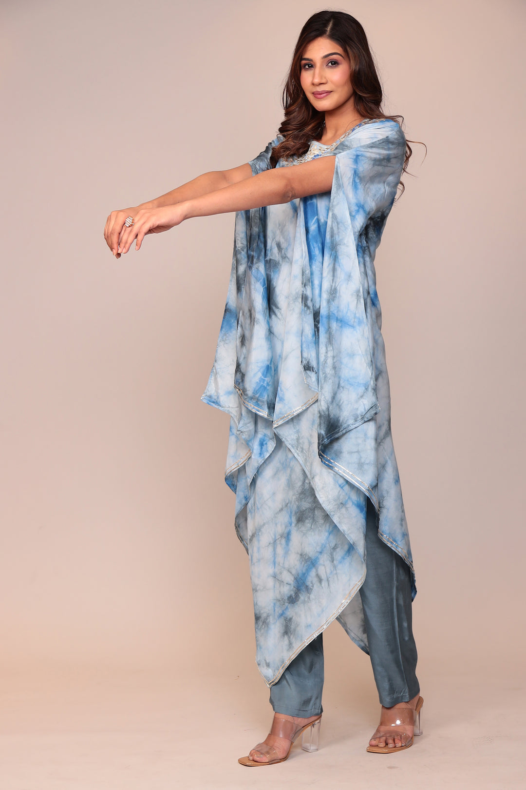 Tie & Dye Silk Kaftan (2Pcs) with Gota Patti and Thread Work.