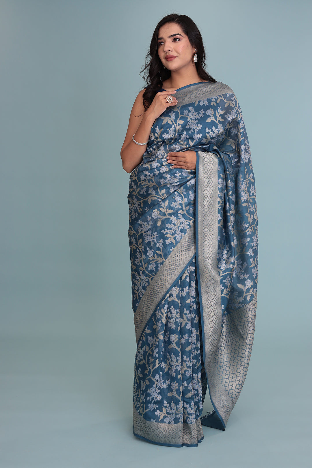 Indian wear, traditional wear, womens wear, ethnic wear Sarees, Sari, sadi 