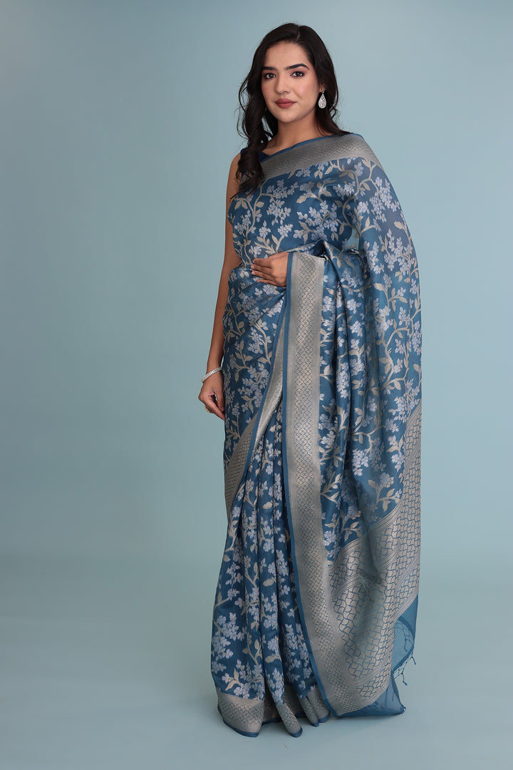 Indian wear, traditional wear, womens wear, ethnic wear Sarees, Sari, sadi 