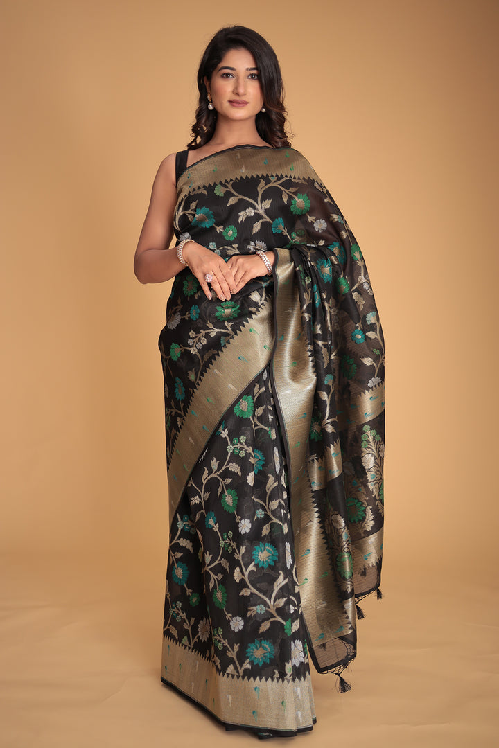 Indian wear, traditional wear, womens wear, ethnic wear Sarees, Sari, sadi 