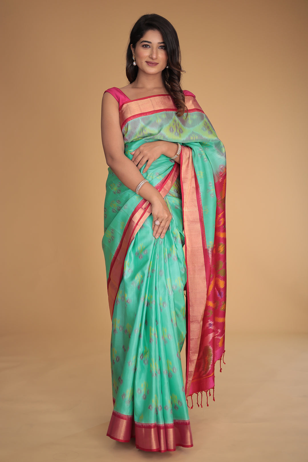 Indian wear, traditional wear, womens wear, ethnic wear Sarees, Sari, sadi 