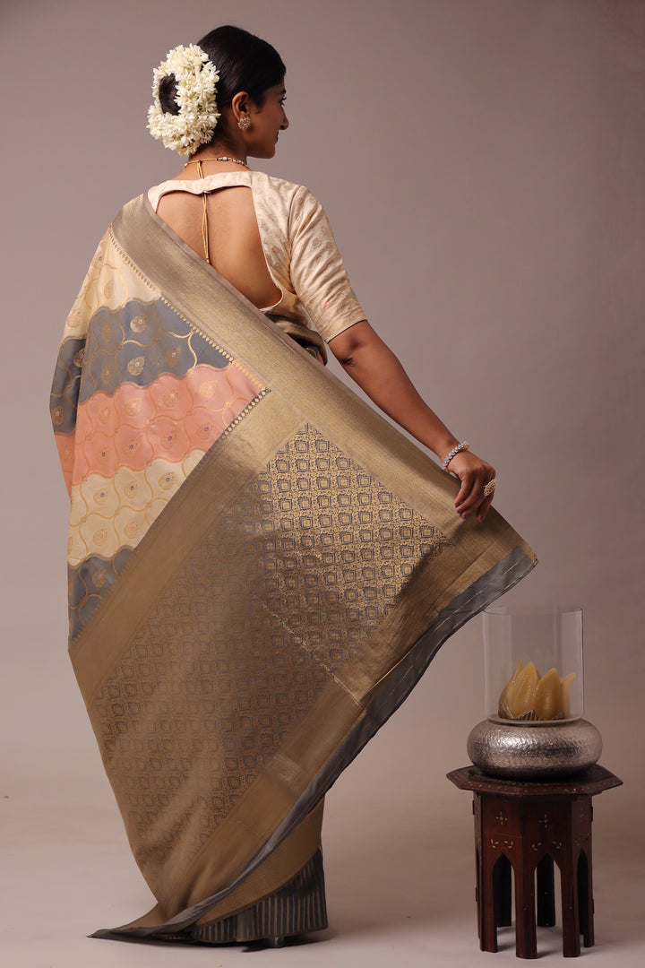 Indian wear, traditional wear, womens wear, ethnic wear Sarees, Sari, sadi 