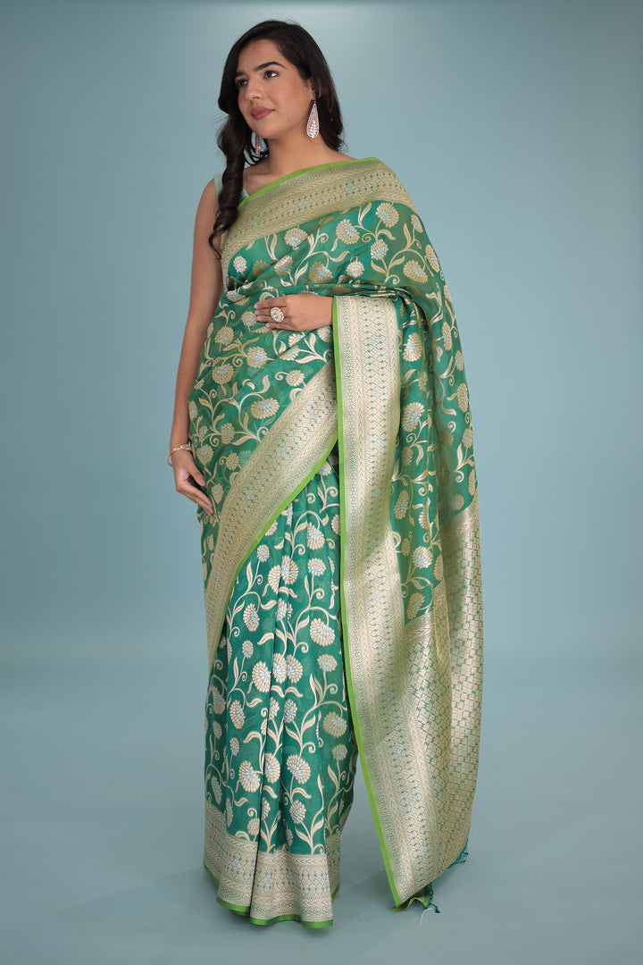 Indian wear, traditional wear, womens wear, ethnic wear Sarees, Sari, sadi 