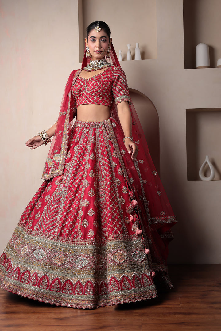 Indian Wear, Lehenga Sets, Lehenga choli Set, Shadi lehenga, Stylist Lehenga, Lehenga for Wedding, Branded Lehenga Sets, Zari Lehenga, Womesn Wear, Ethnic Wear, Traditional Wear