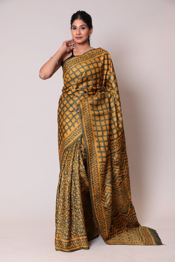 Indian wear, traditional wear, womens wear, ethnic wear Sarees, Sari, sadi 