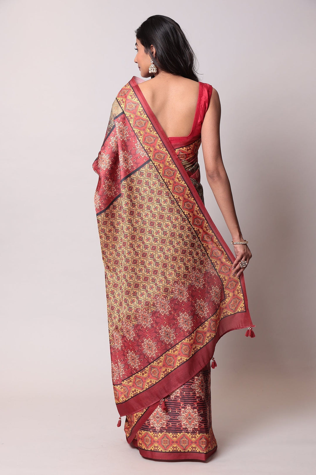 Indian wear, traditional wear, womens wear, ethnic wear Sarees, Sari, sadi 