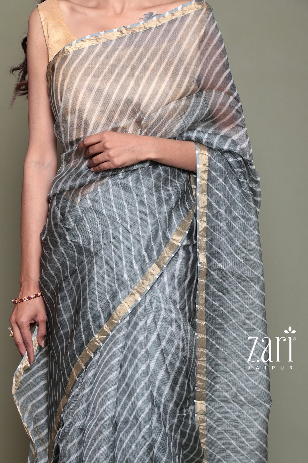 Indian wear, traditional wear, womens wear, ethnic wear Sarees, Sari, sadi 