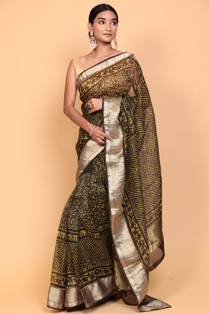 Indian wear, traditional wear, womens wear, ethnic wear Sarees, Sari, sadi 